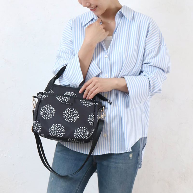 SOBIA  ノーチェショルダー フラワーBK×WH/23-6677